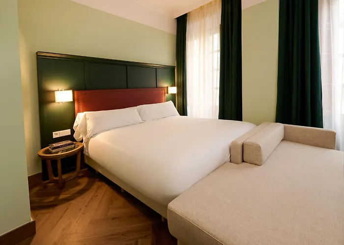 Honest GranadaHostal